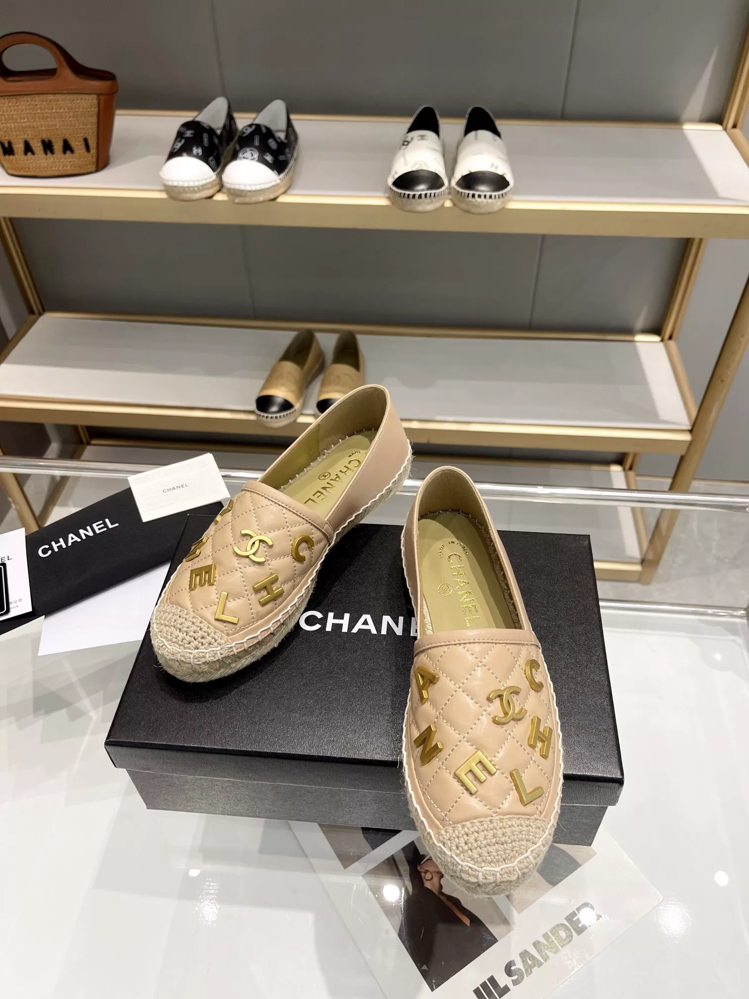 Chanel Flat Shoes For Women Efficient 7777