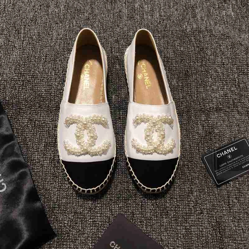 Chanel Flat Shoes For Women Functional 9503