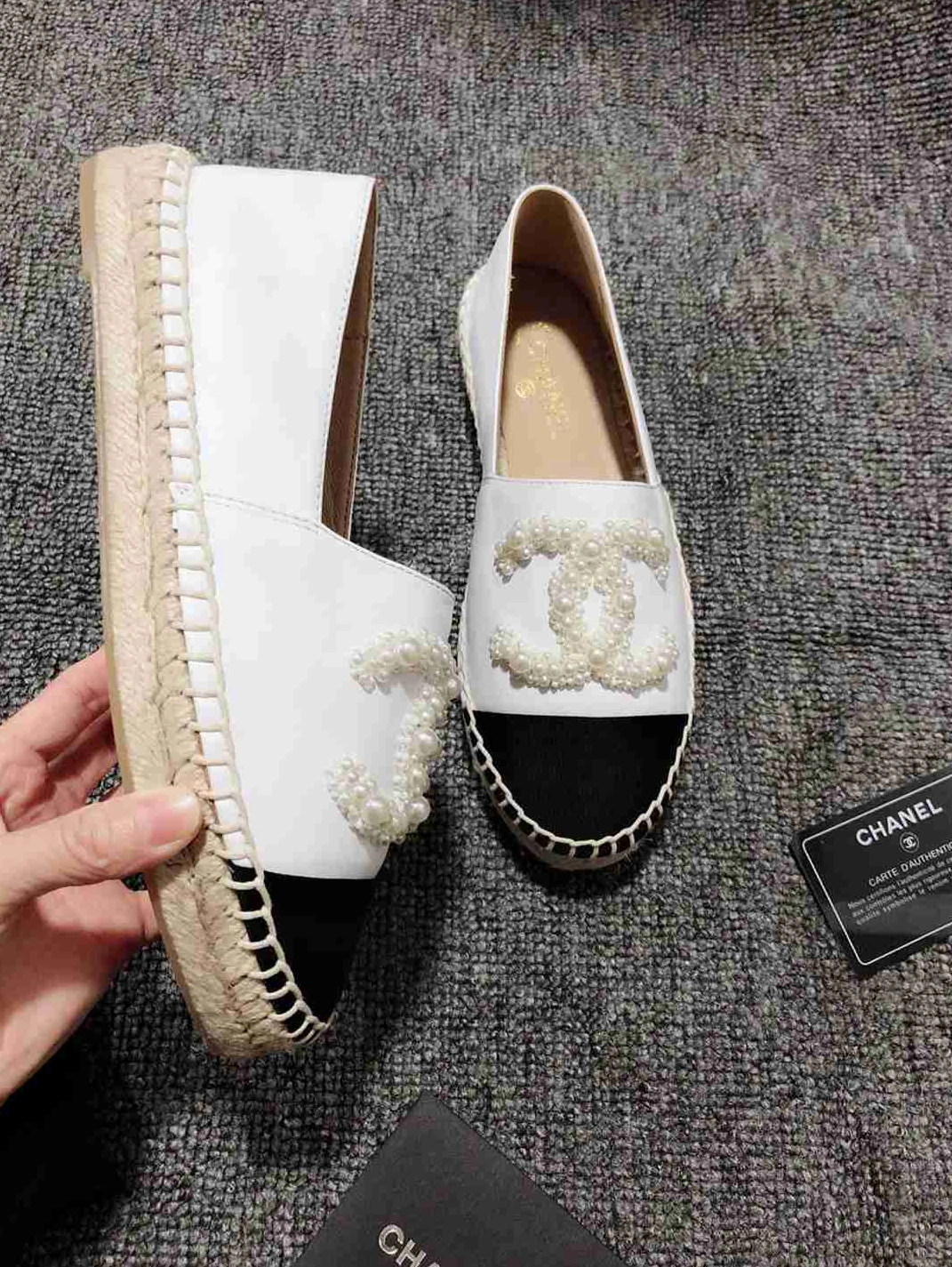 Chanel Flat Shoes For Women Functional 9503