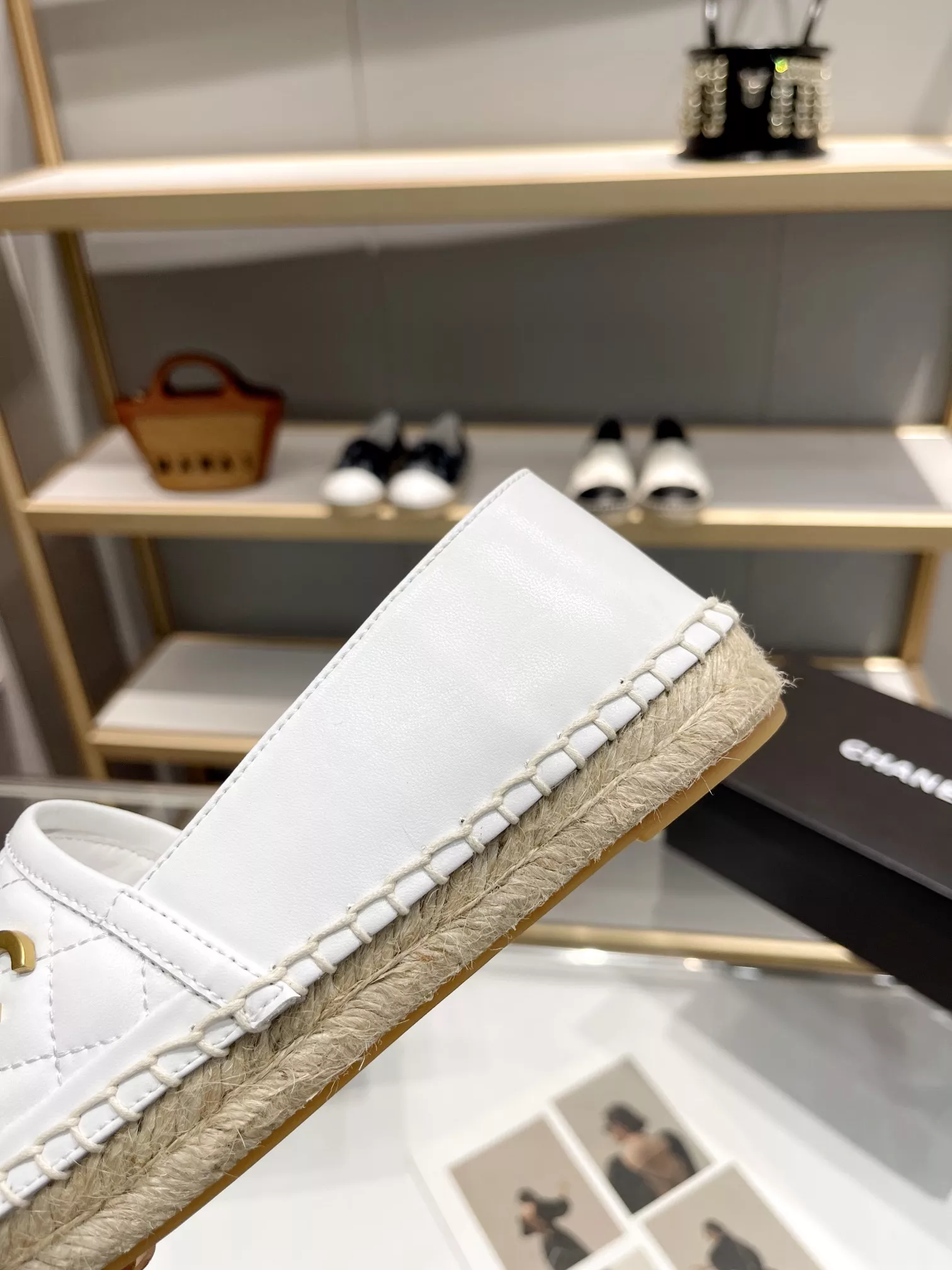 Chanel Flat Shoes For Women Lightweight 7967