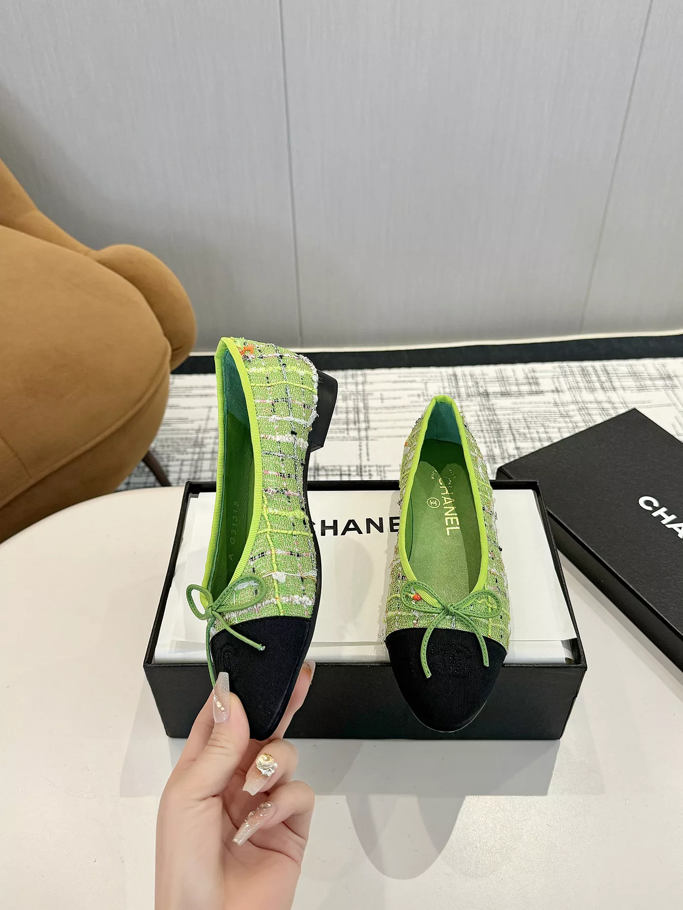 Chanel Flat Shoes For Women Minimalist 8350
