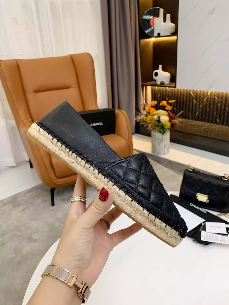 Chanel Flat Shoes For Women NewStyle 441