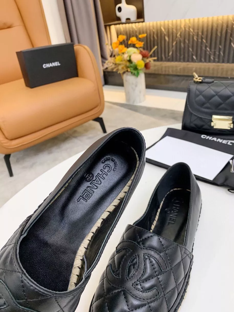 Chanel Flat Shoes For Women NewStyle 441
