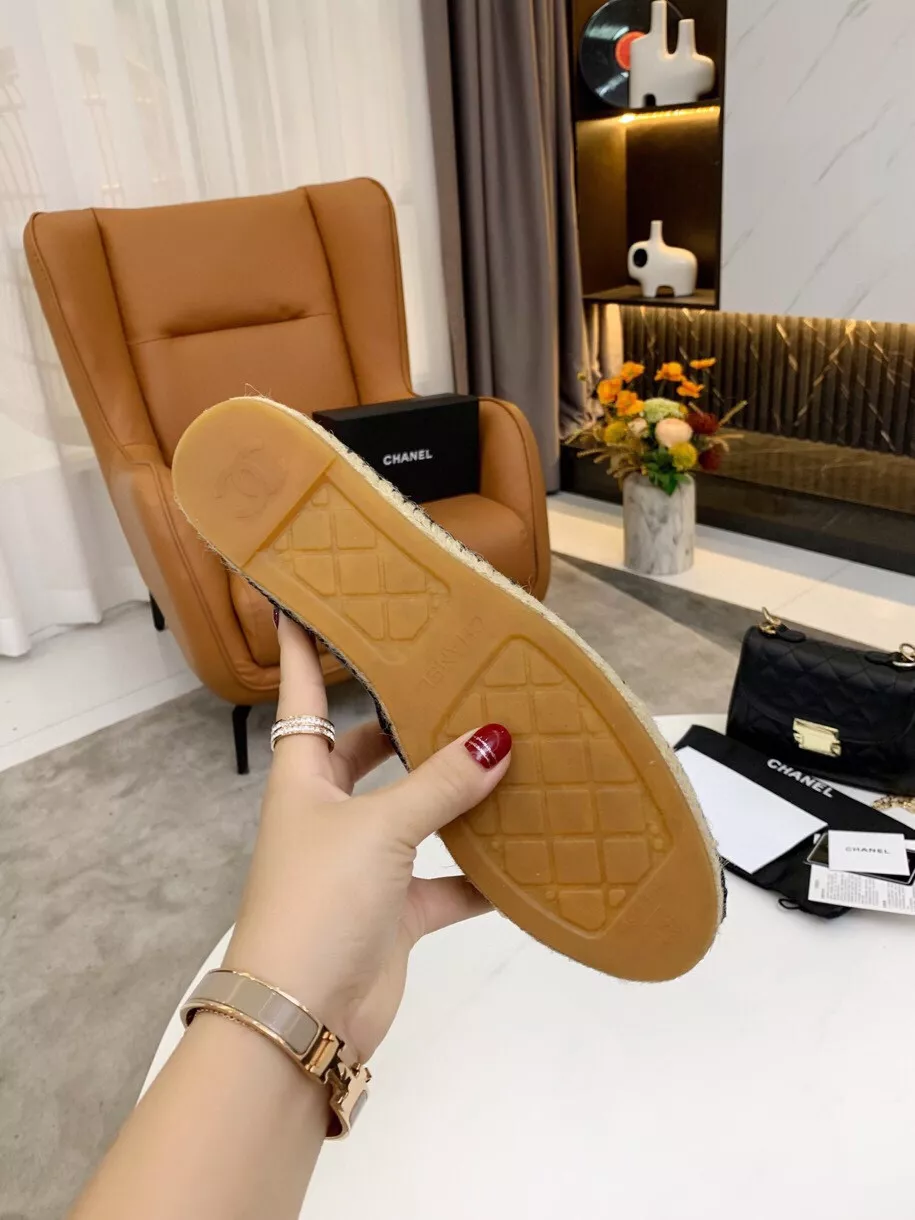 Chanel Flat Shoes For Women NewStyle 441