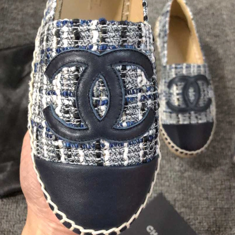 Chanel Flat Shoes For Women Sleek 5249