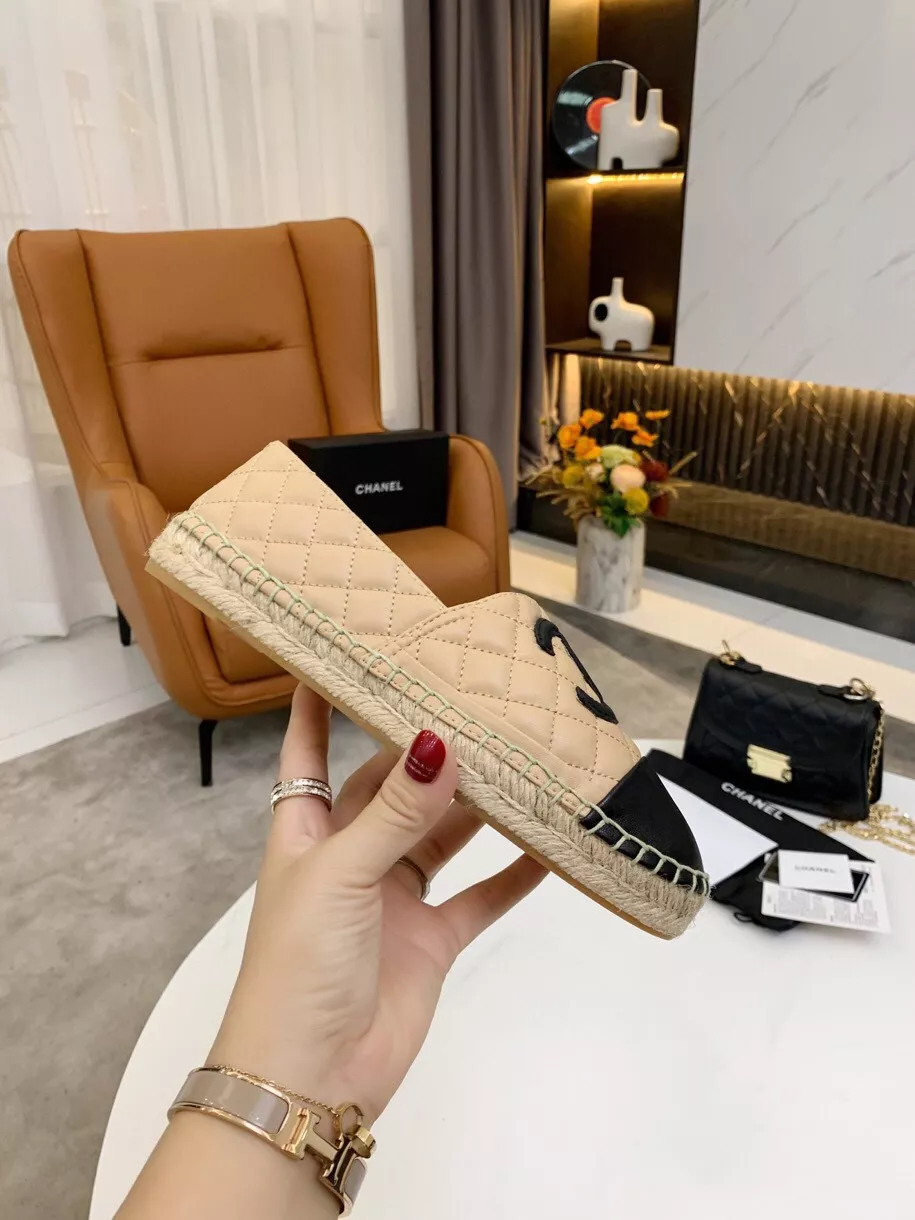 Chanel Flat Shoes For Women SmartChoice 9782