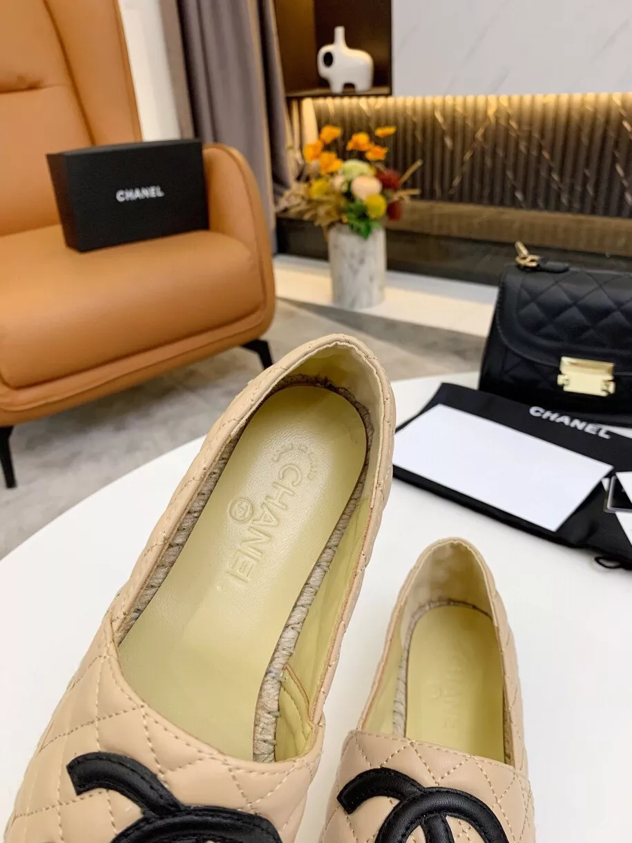 Chanel Flat Shoes For Women SmartChoice 9782
