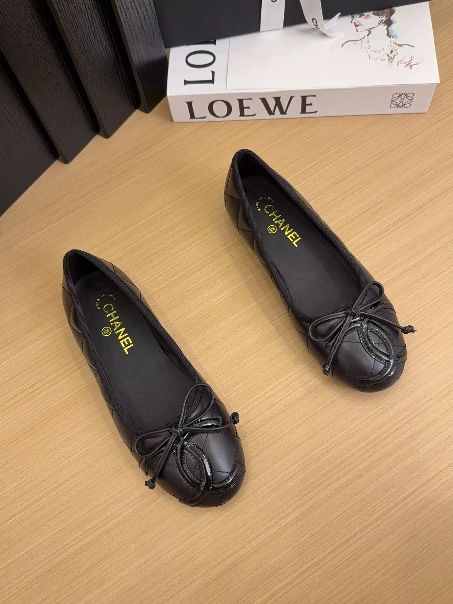 Chanel Flat Shoes For Women Soft 8012