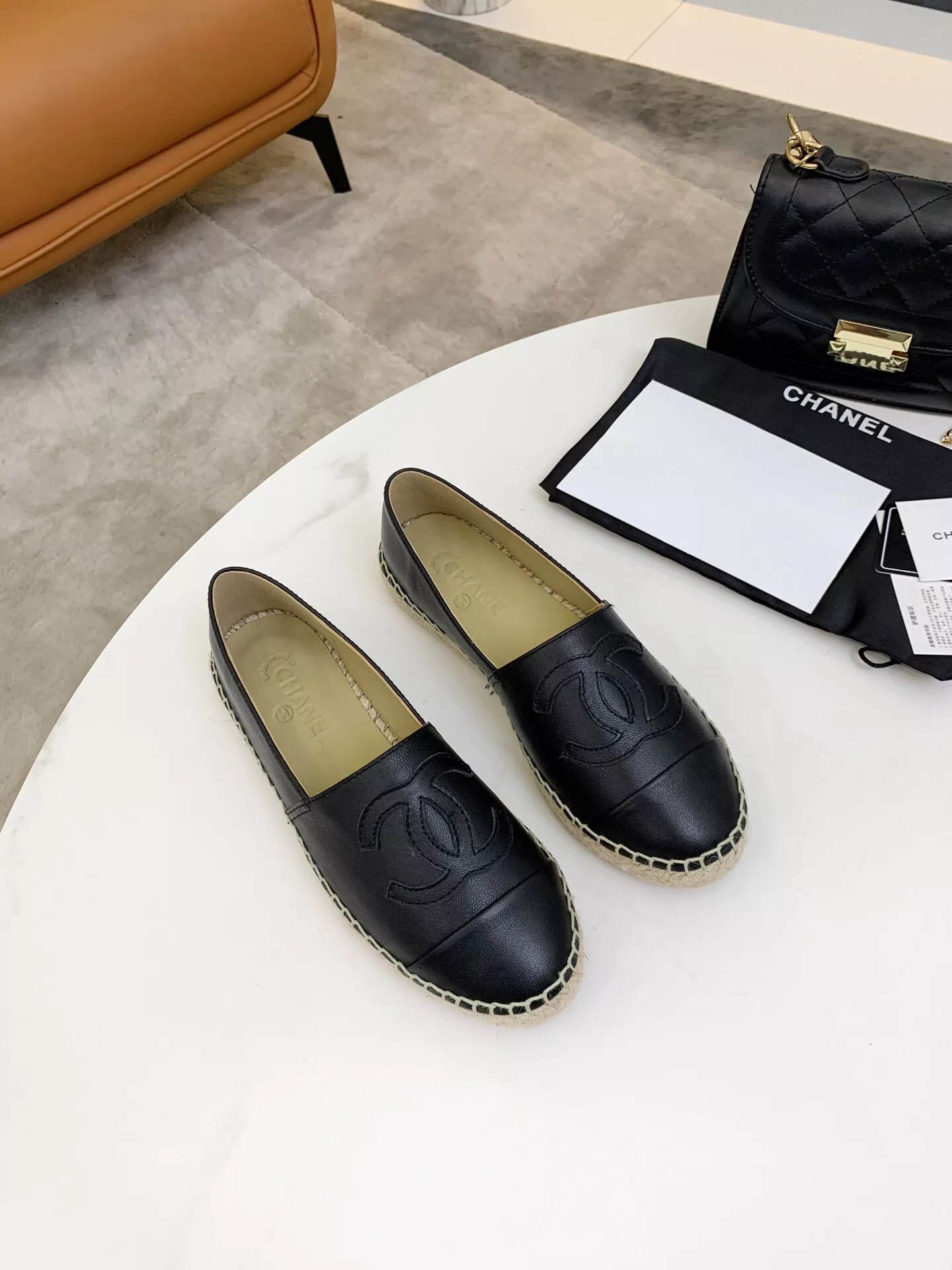 Chanel Flat Shoes For Women StreetReady 1805