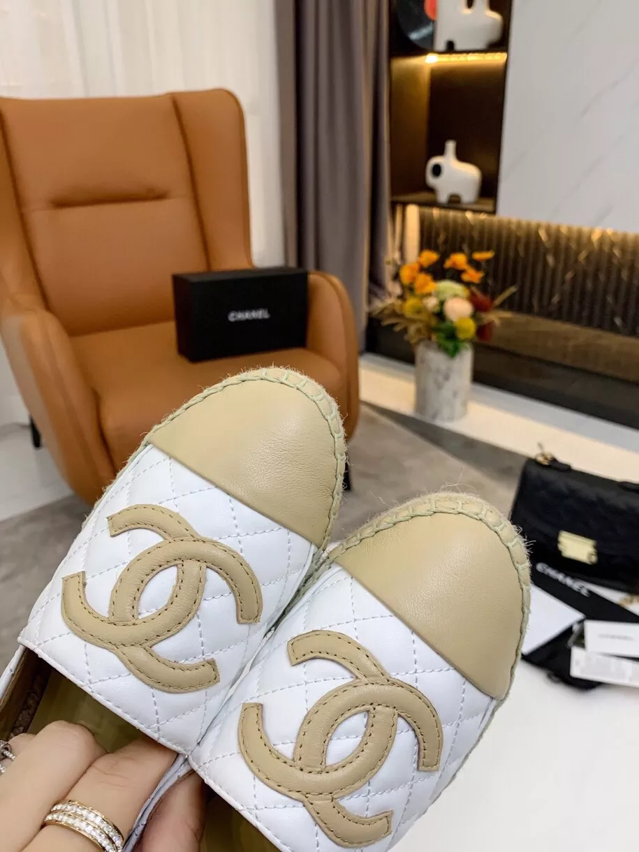 Chanel Flat Shoes For Women Unique 9680