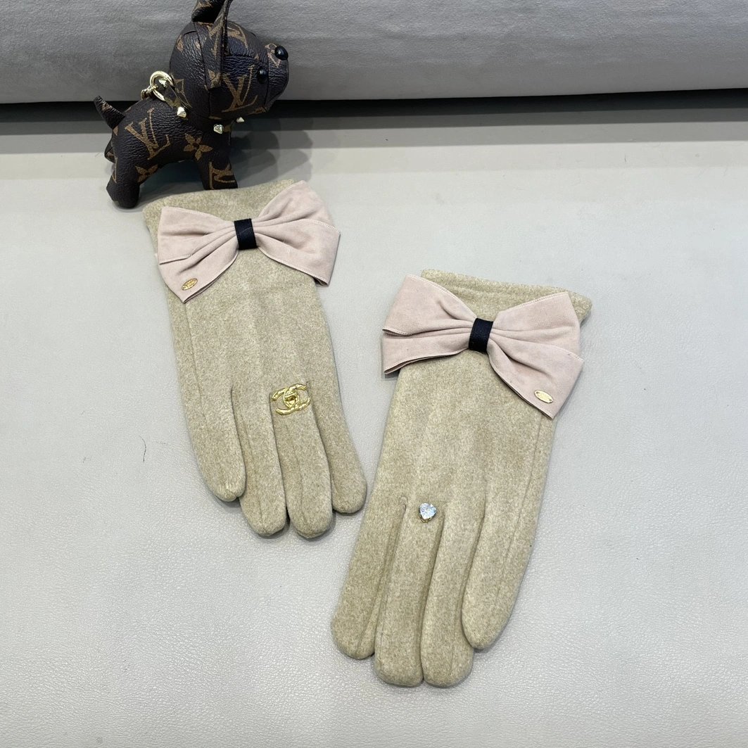 Chanel Gloves Breathable 4352