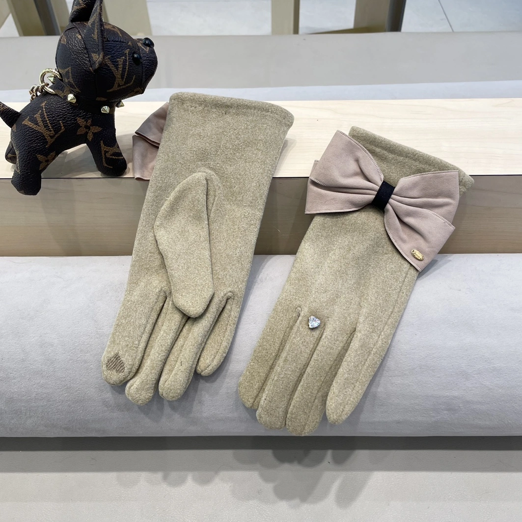 Chanel Gloves Breathable 4352