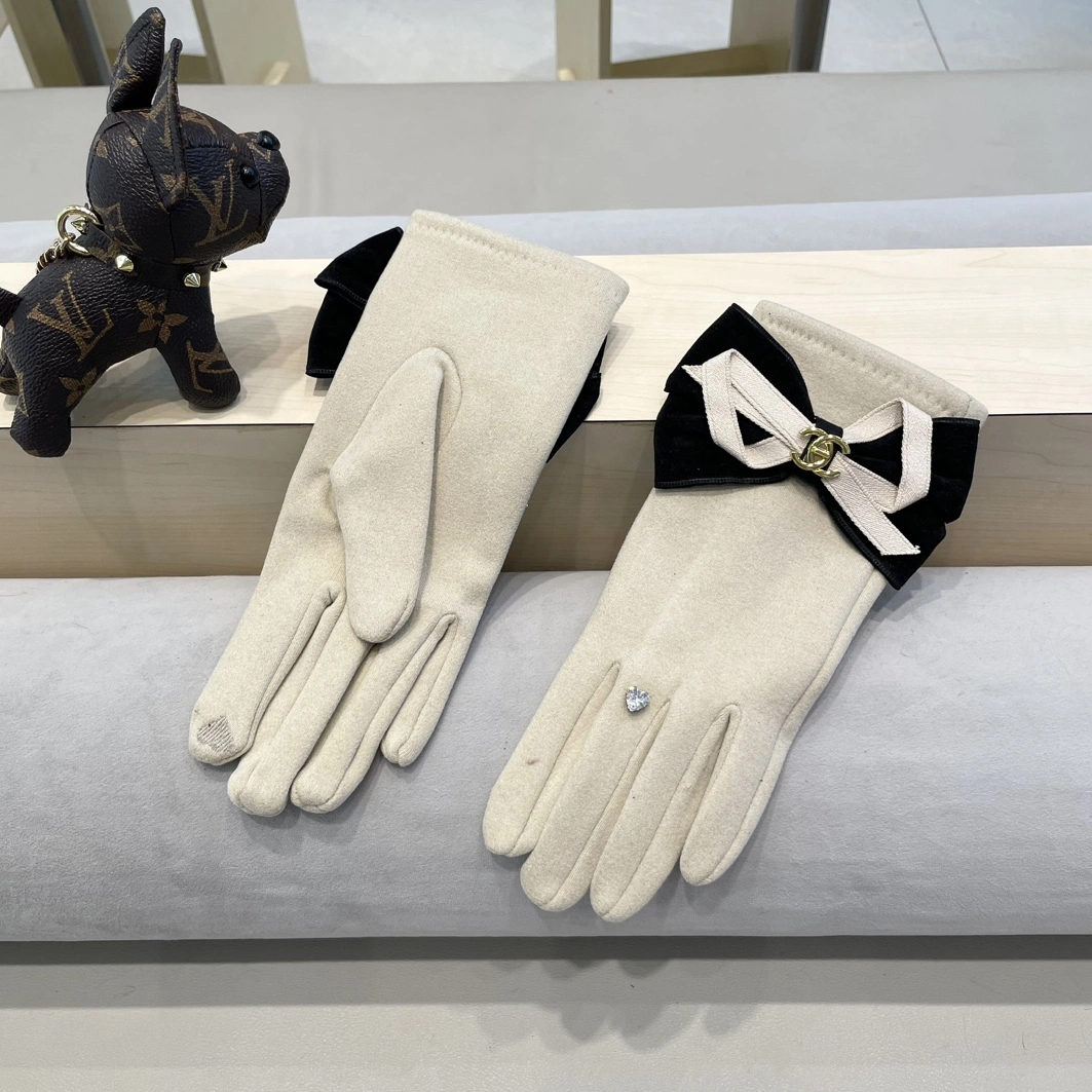 Chanel Gloves Cozy 522