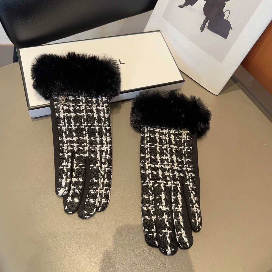 Chanel Gloves Durable 2570