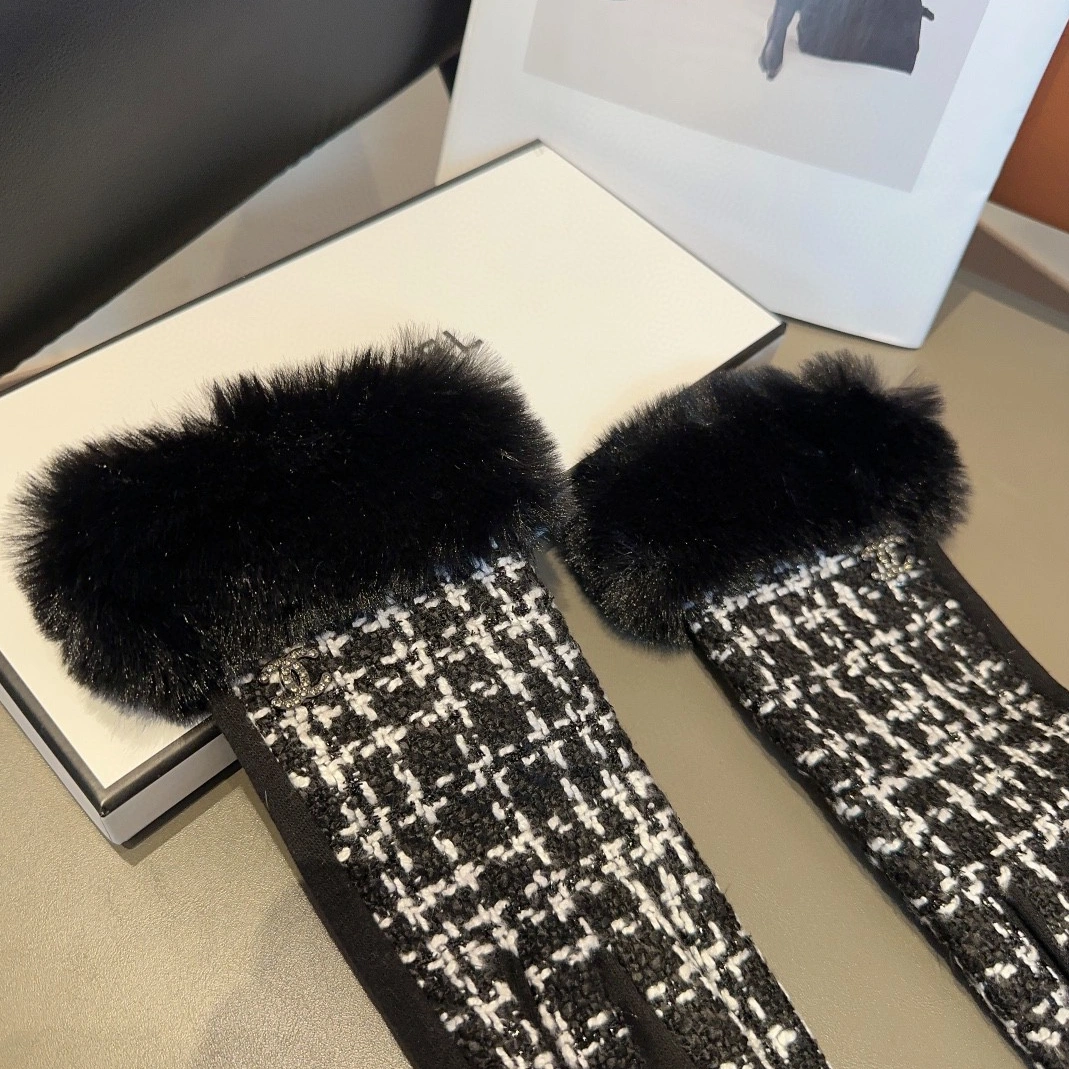 Chanel Gloves Durable 2570