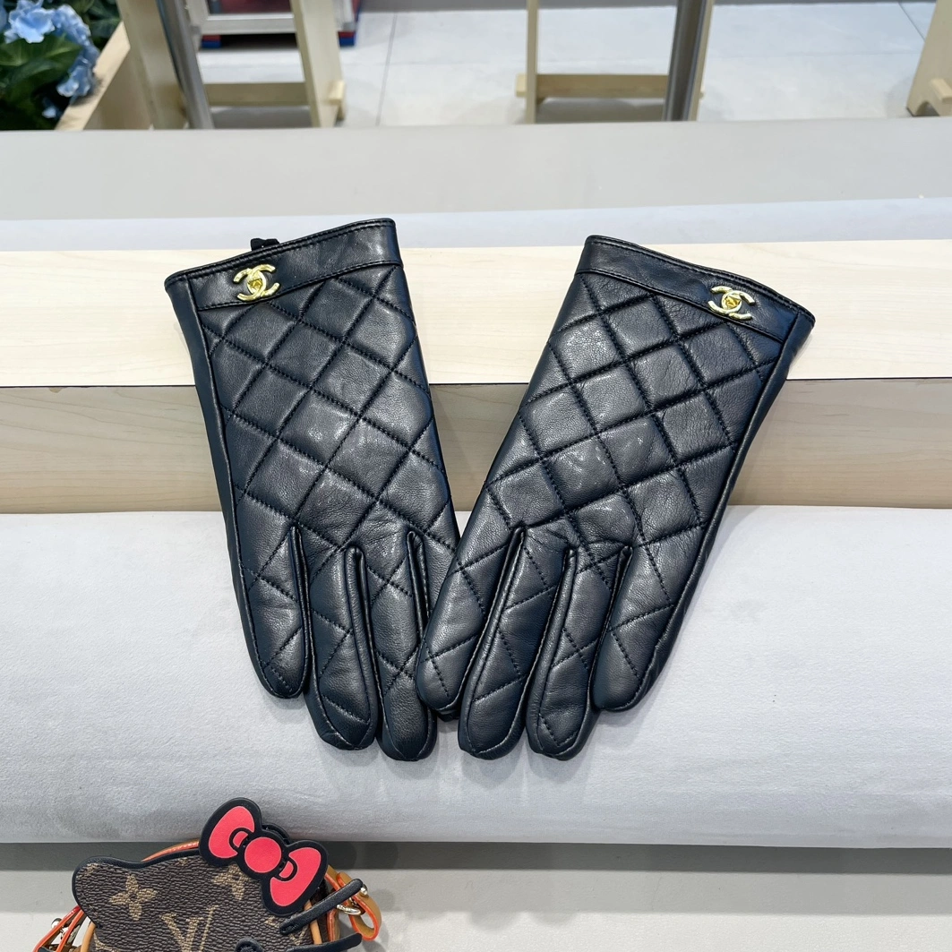 Chanel Gloves For Women Bold 4611