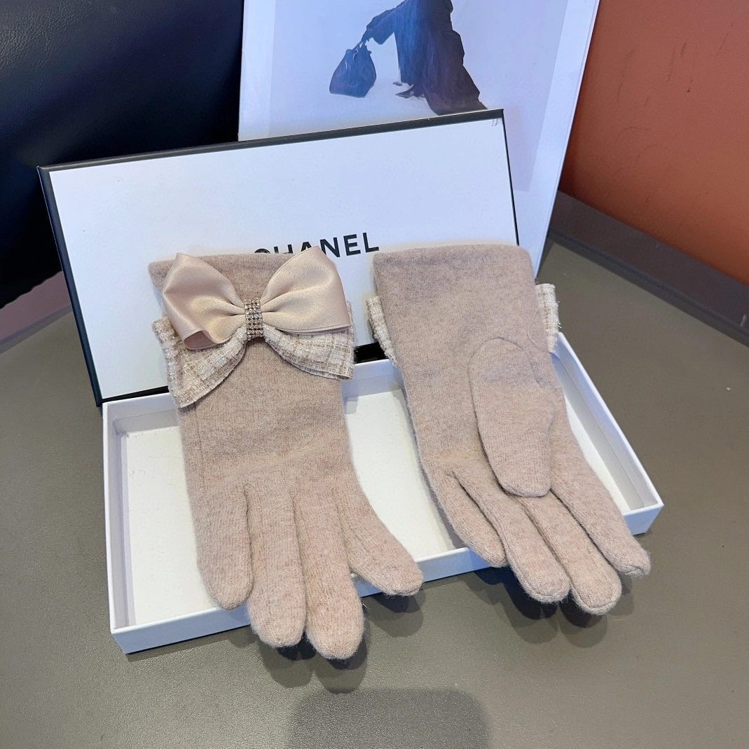 Chanel Gloves For Women Breathable 4999