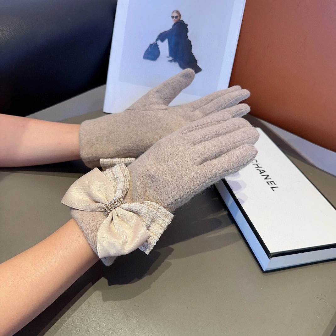Chanel Gloves For Women Breathable 4999