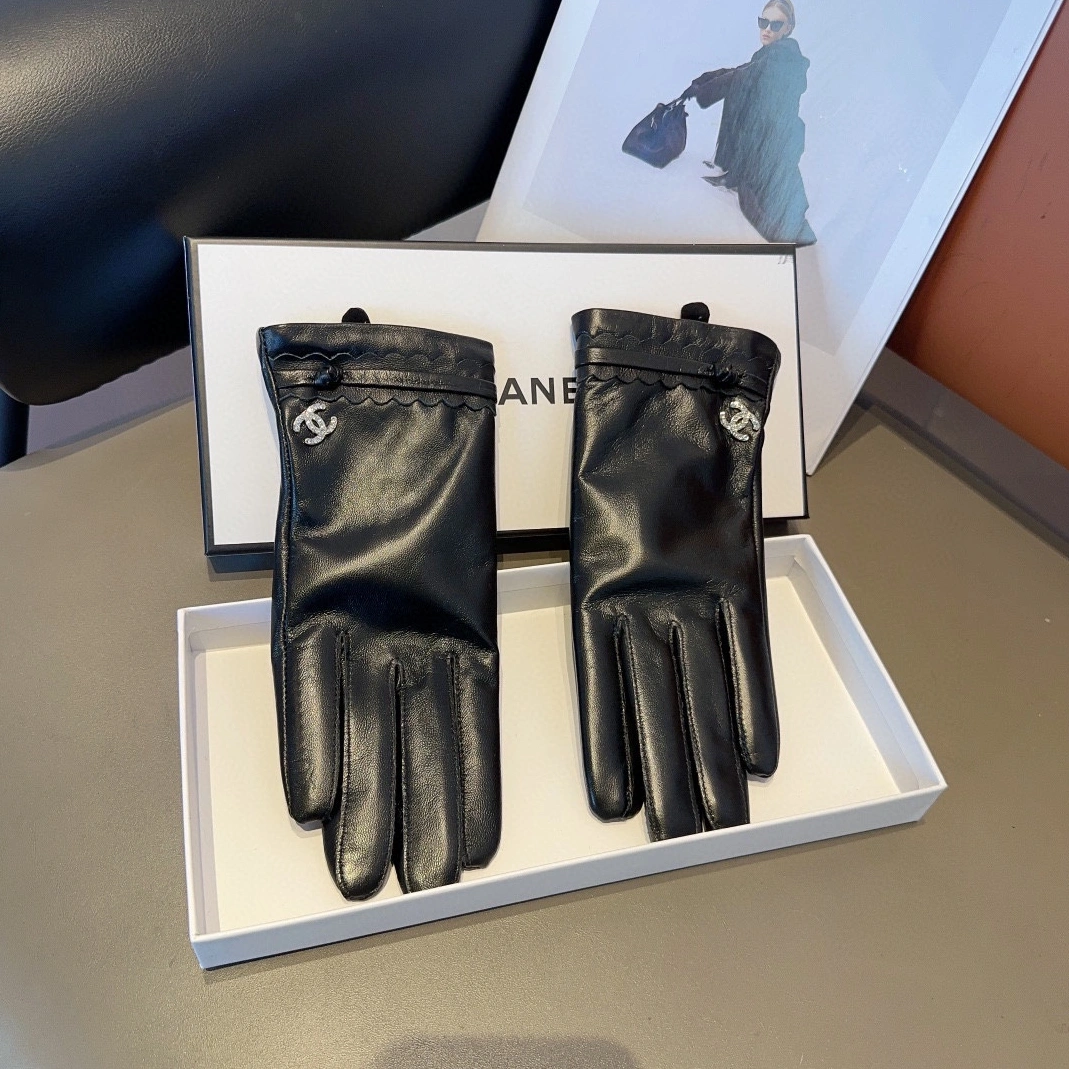 Chanel Gloves For Women Durable 9711