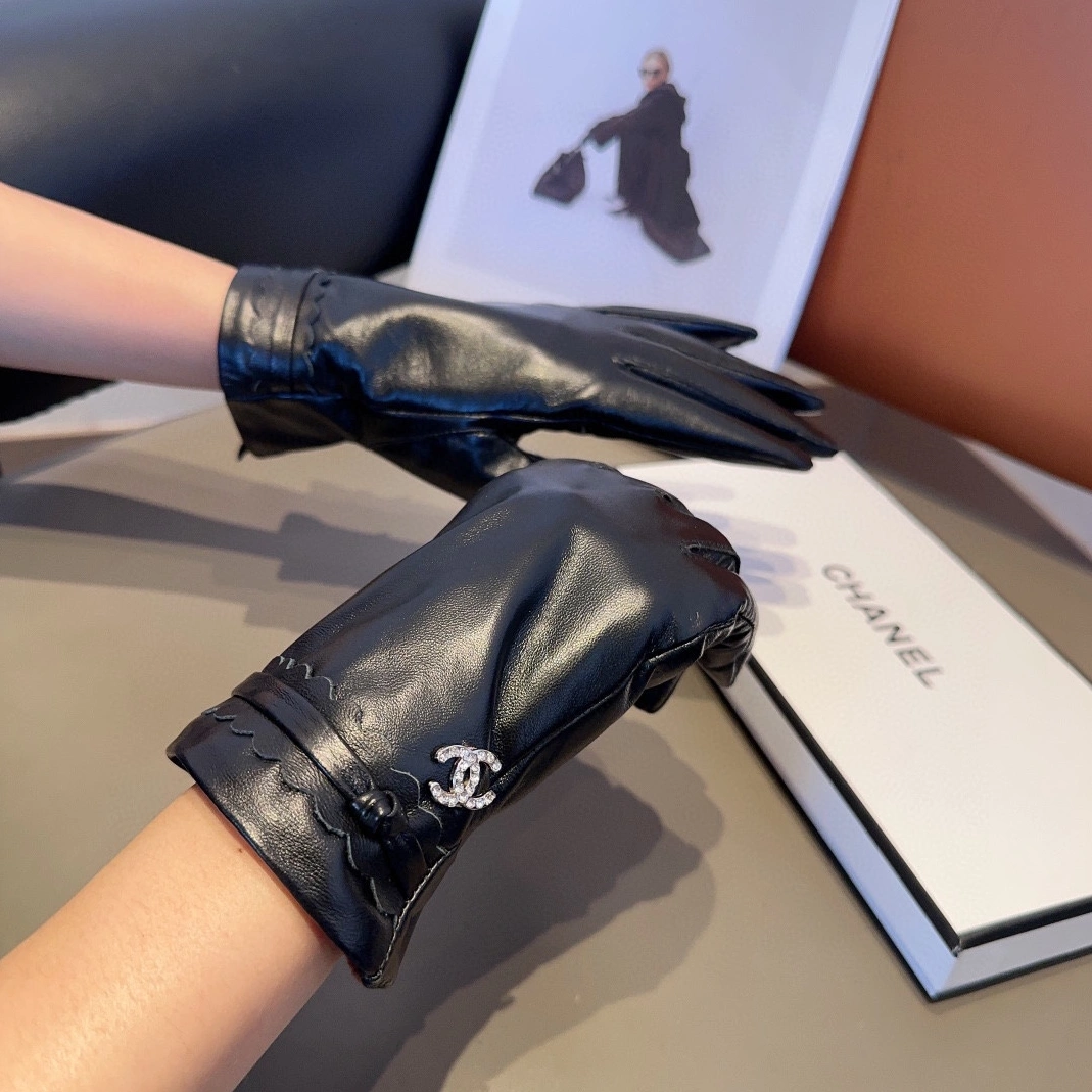 Chanel Gloves For Women Durable 9711