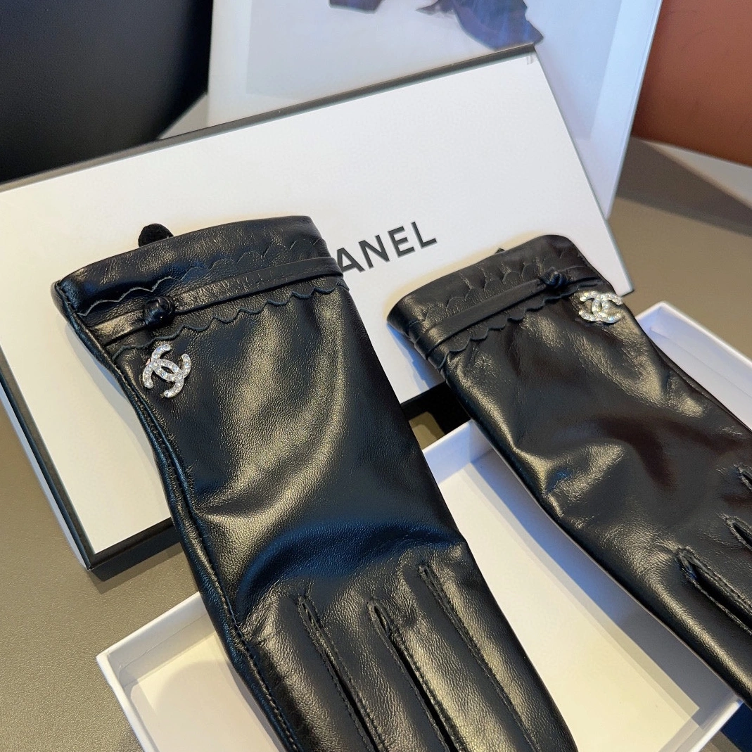 Chanel Gloves For Women Durable 9711