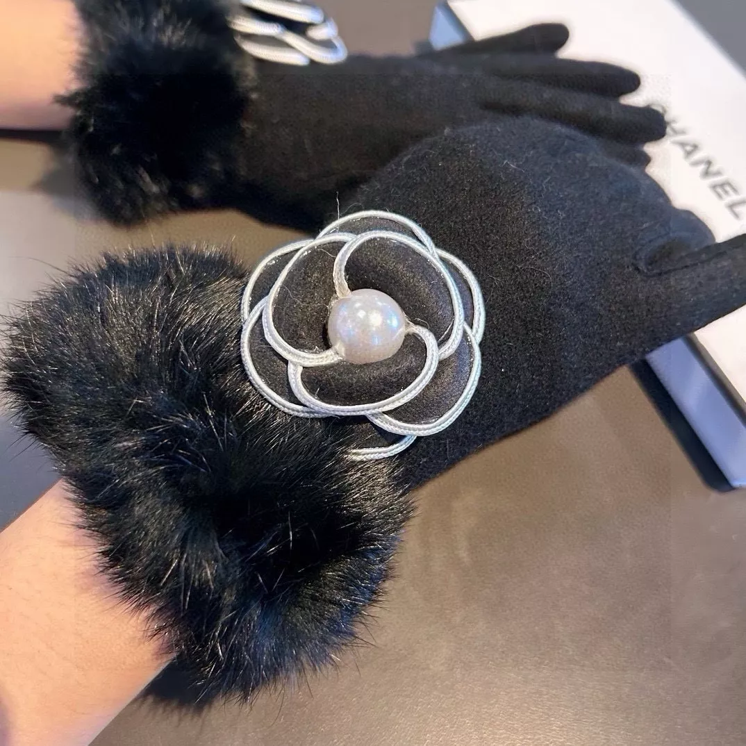 Chanel Gloves For Women Efficient 347