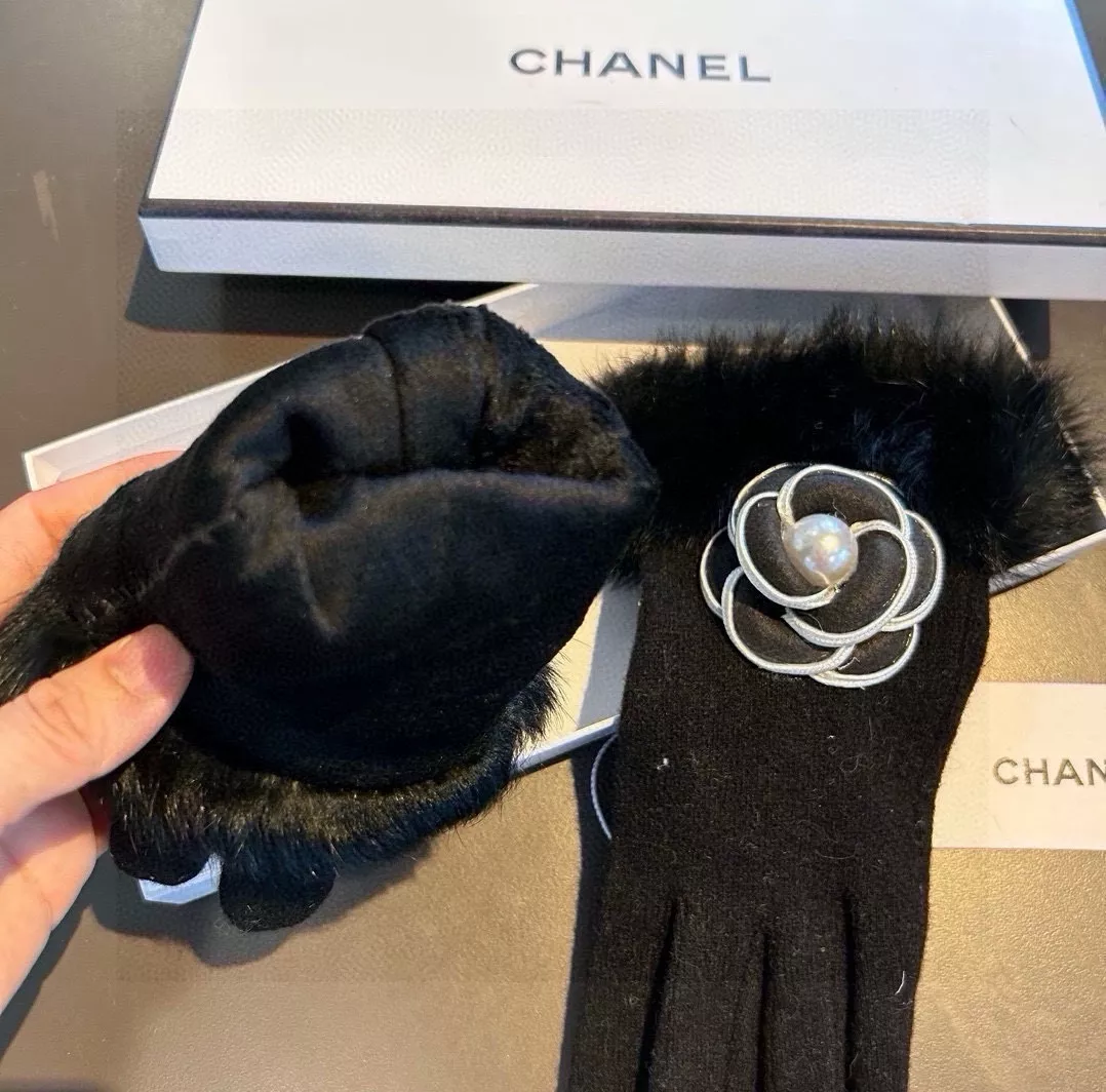 Chanel Gloves For Women Efficient 347