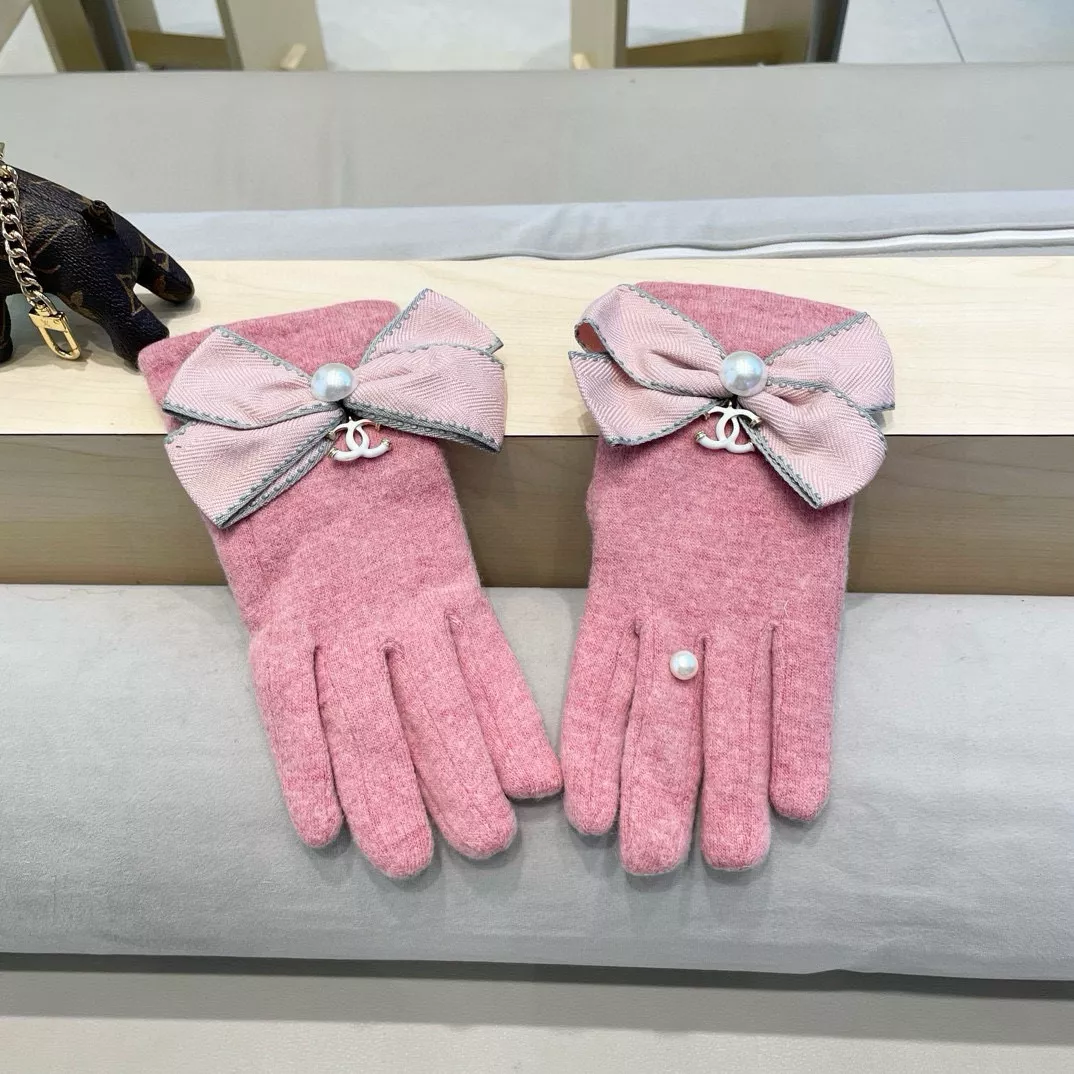 Chanel Gloves For Women Efficient 9802