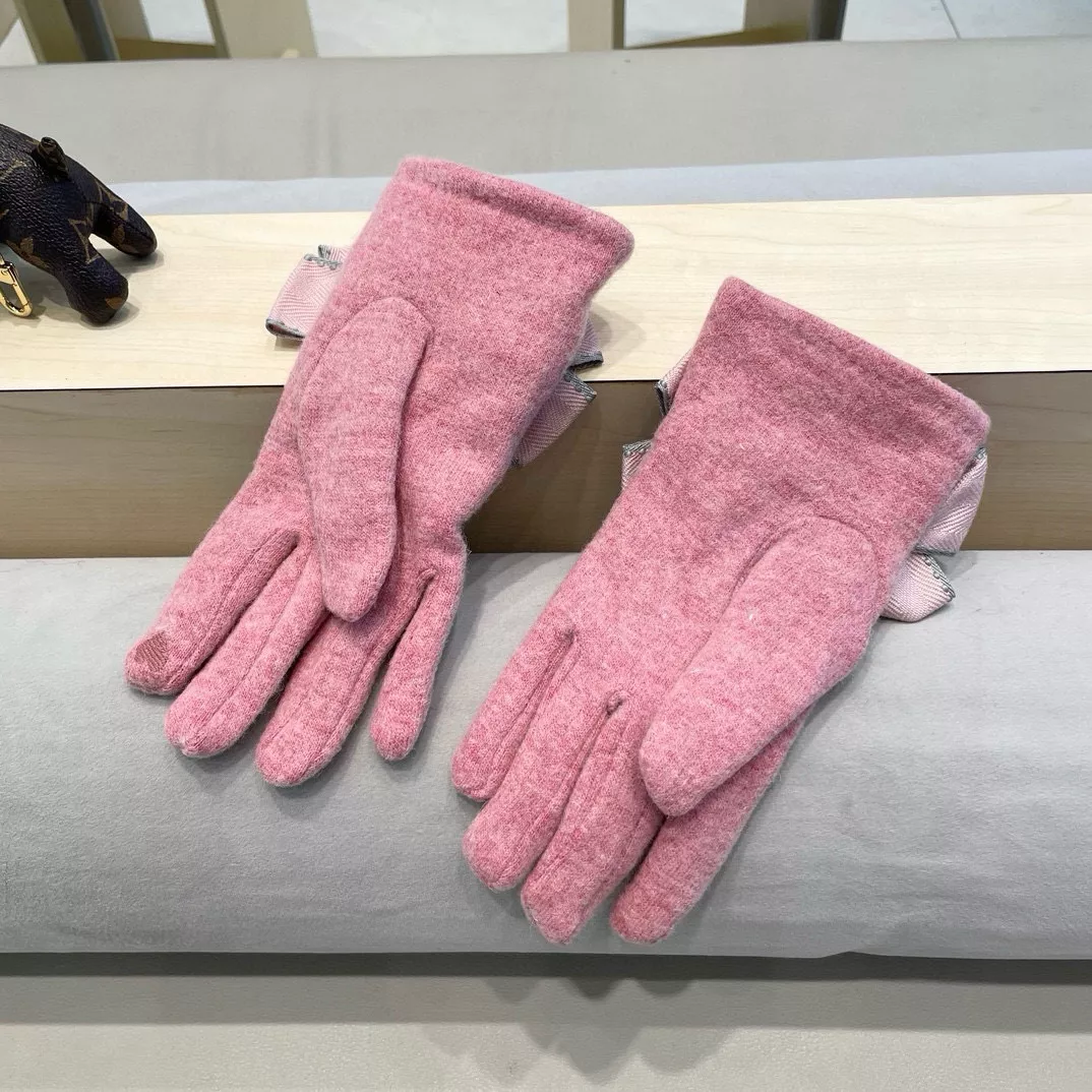 Chanel Gloves For Women Efficient 9802