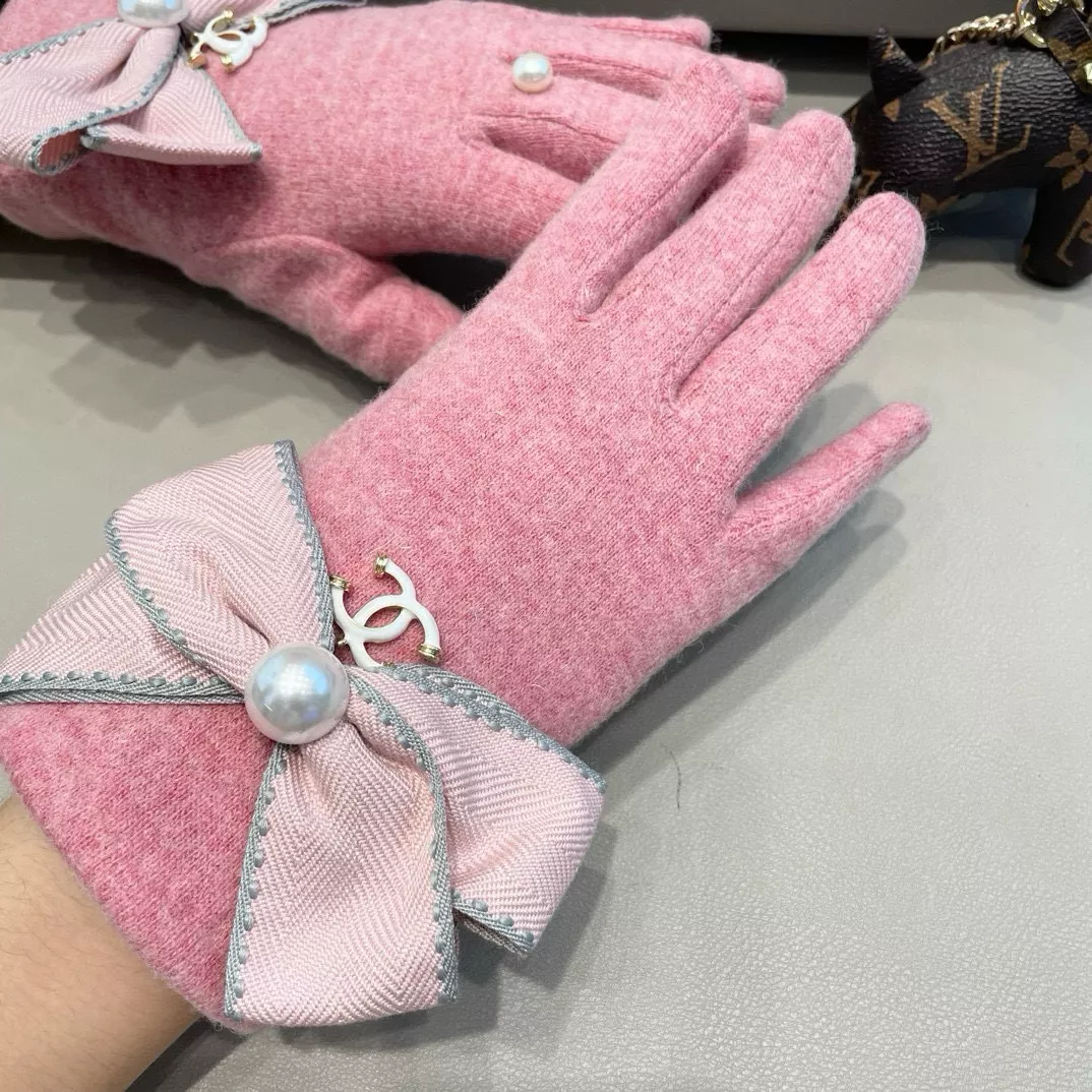 Chanel Gloves For Women Efficient 9802