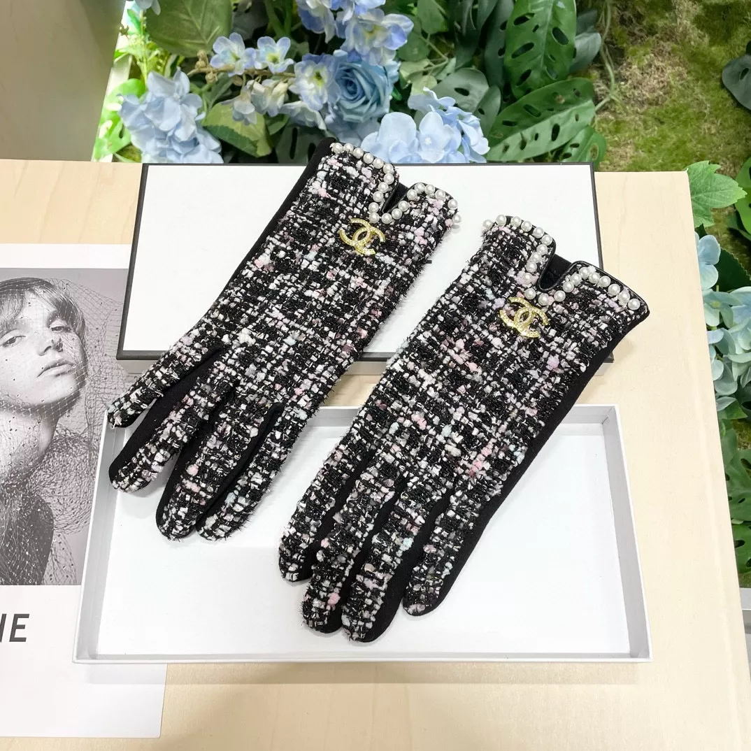 Chanel Gloves For Women Fashionable 9355