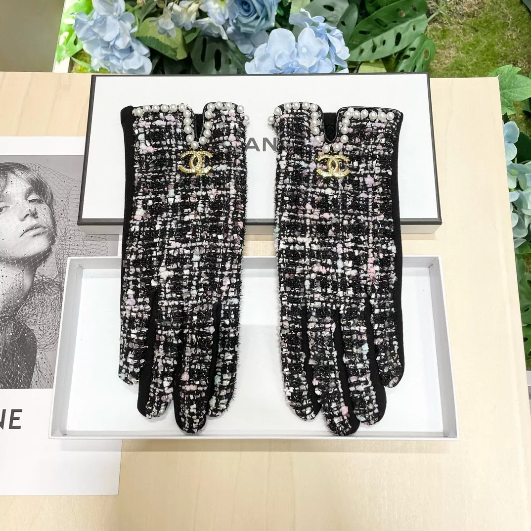 Chanel Gloves For Women Fashionable 9355