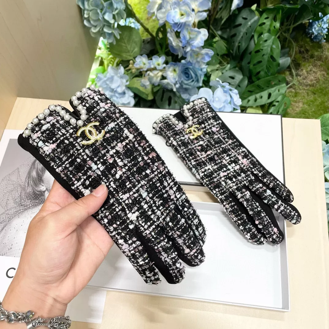 Chanel Gloves For Women Fashionable 9355