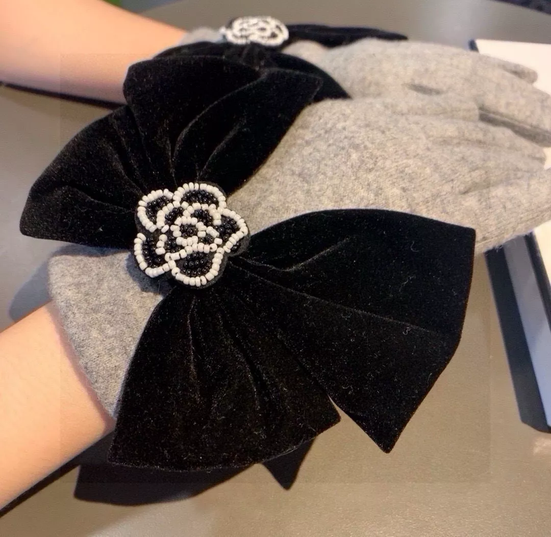 Chanel Gloves For Women GoAnywhere 8994