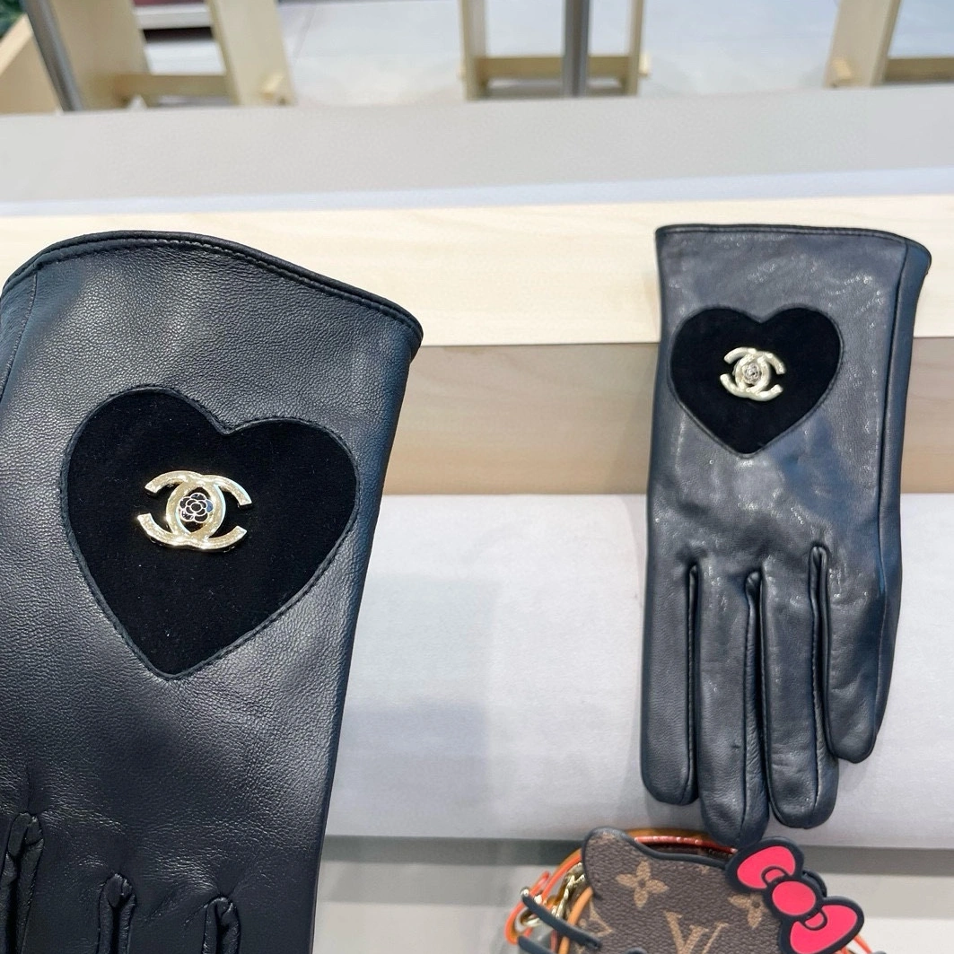 Chanel Gloves For Women Modern 6832