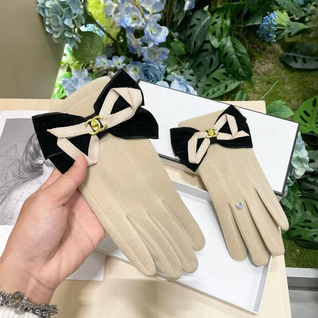 Chanel Gloves For Women Resilient 3518