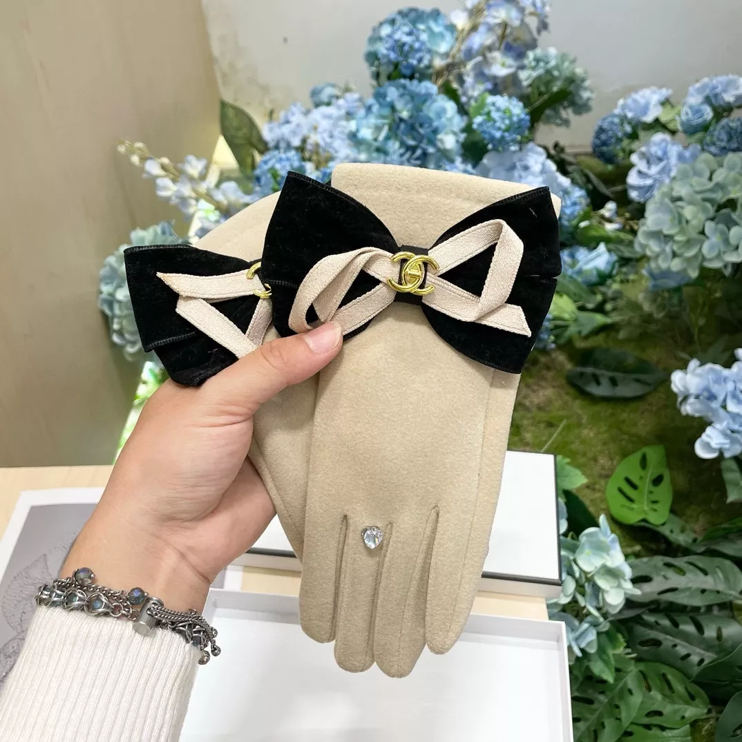 Chanel Gloves For Women Resilient 3518