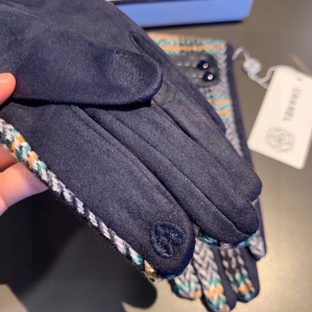 Chanel Gloves Trendy 2762
