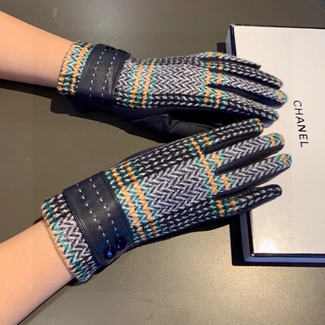 Chanel Gloves Trendy 2762