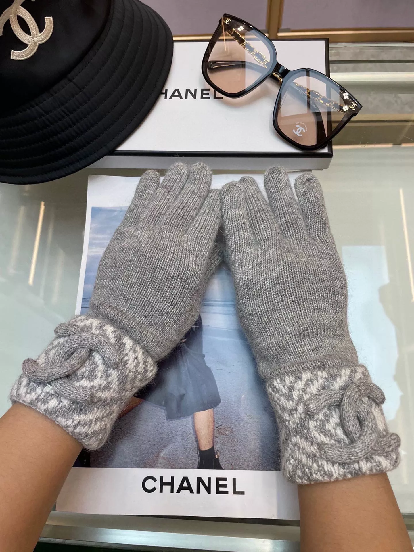 Chanel Gloves Unique 3814