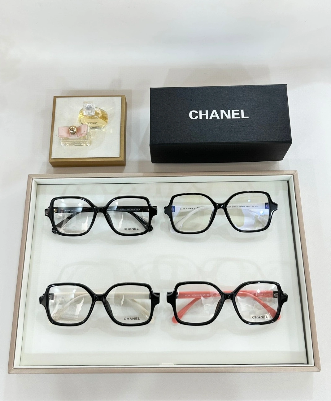 Chanel Goggles Classic 438