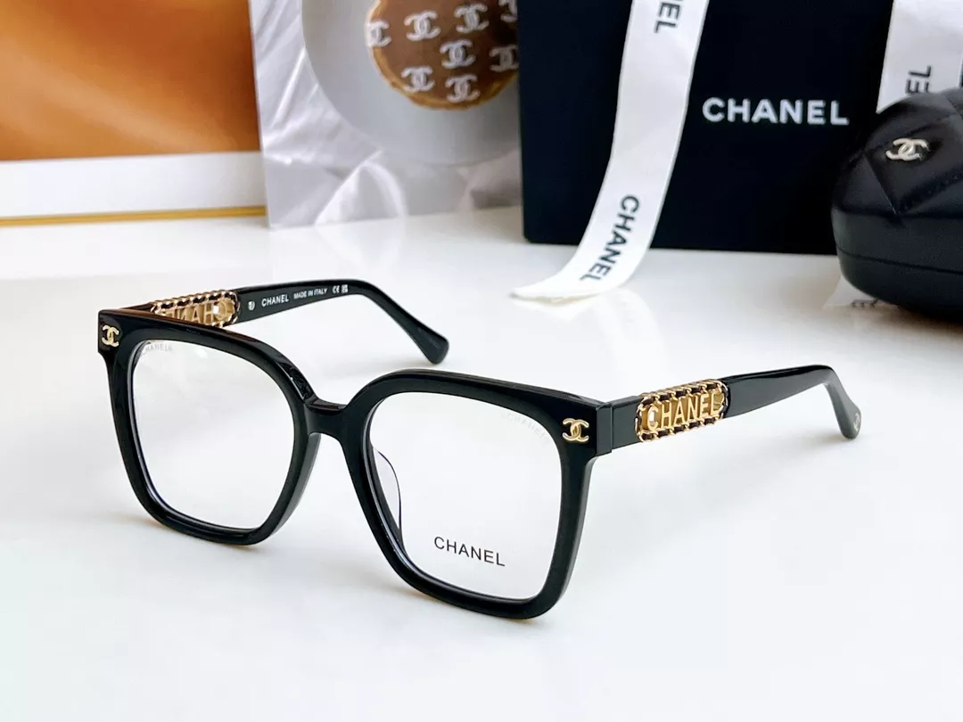 Chanel Goggles Compact 8919