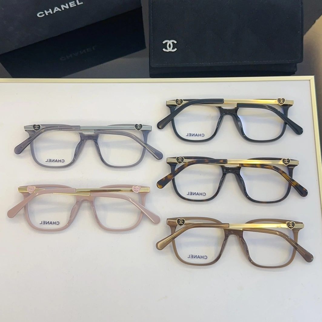Chanel Goggles Compact 9633