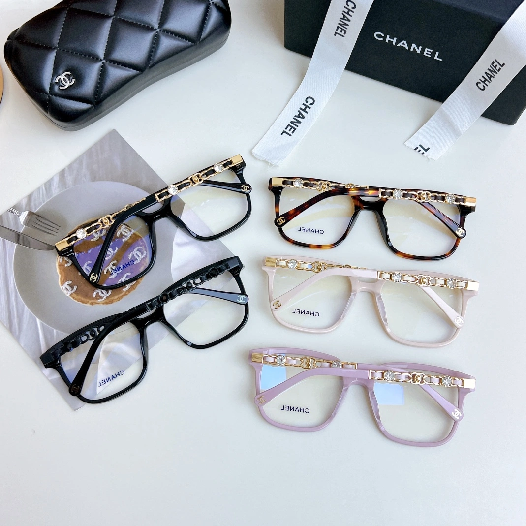 Chanel Goggles Minimalist 1969