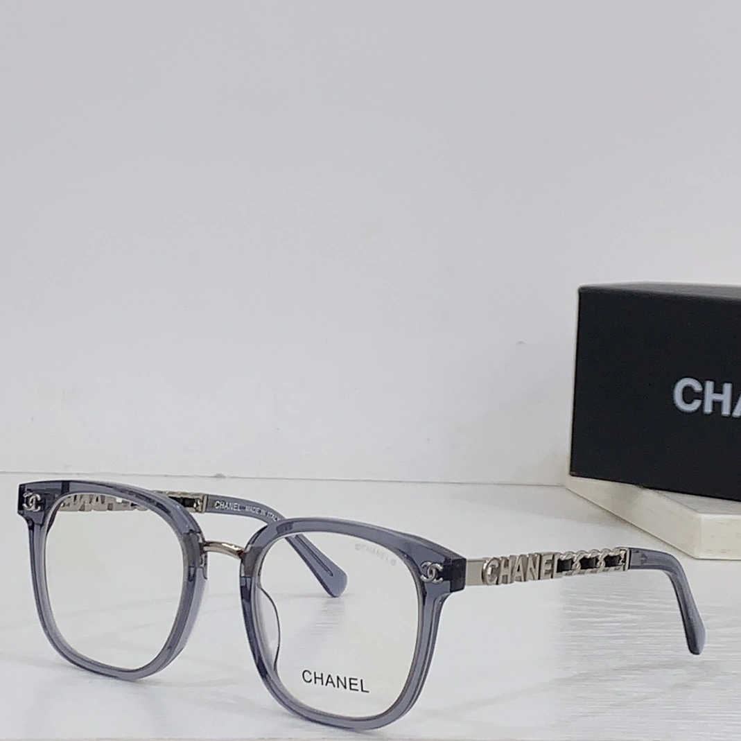 Chanel Goggles Refined 7822