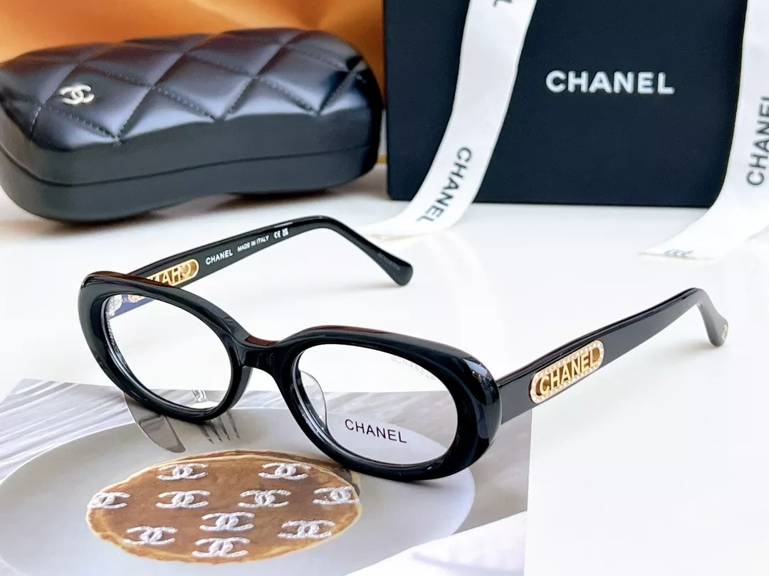 Chanel Goggles Resilient 153