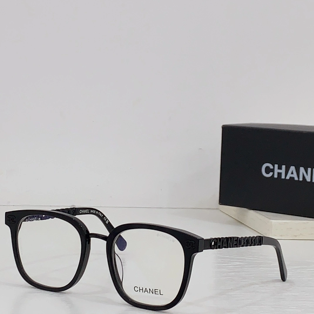 Chanel Goggles WellDesigned 1985