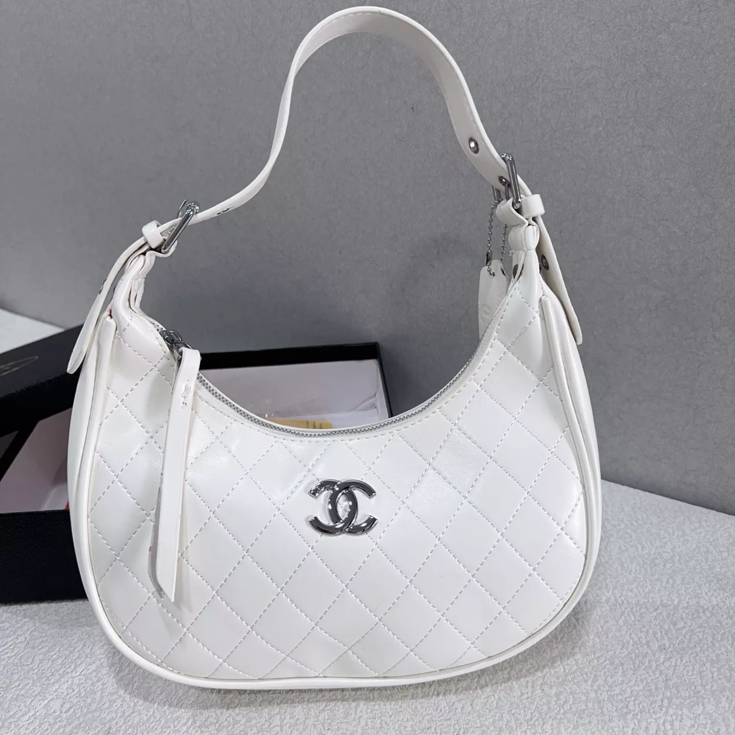 Chanel Handbags For Women Elegant 7814