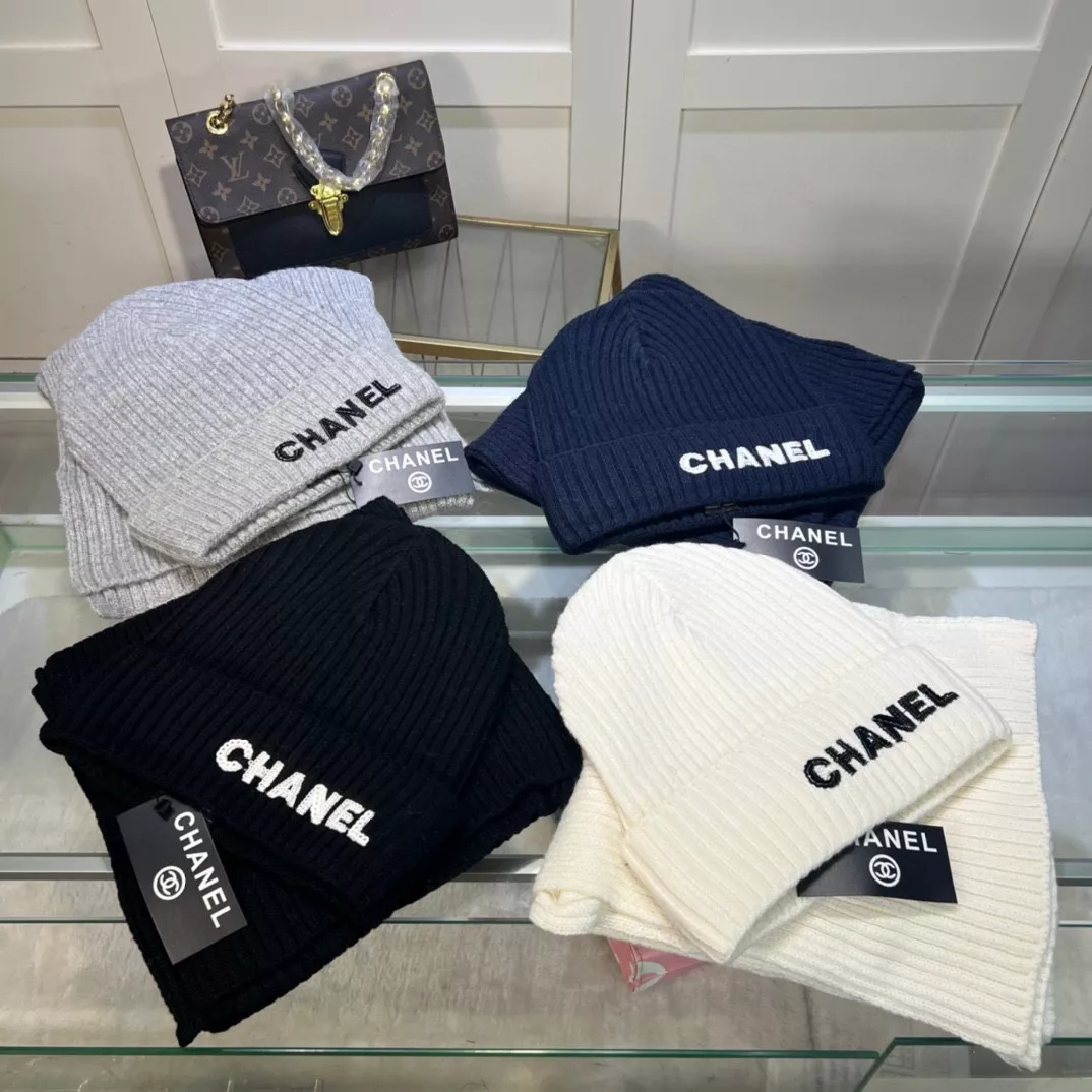 Chanel Hat and Scarf Set EasyMatch 3903