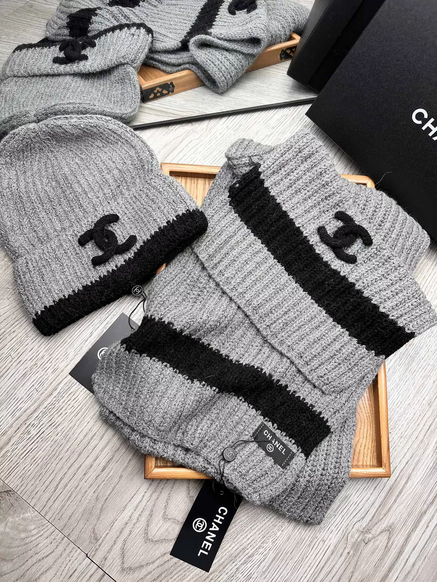 Chanel Hat and Scarf Set StreetReady 3890